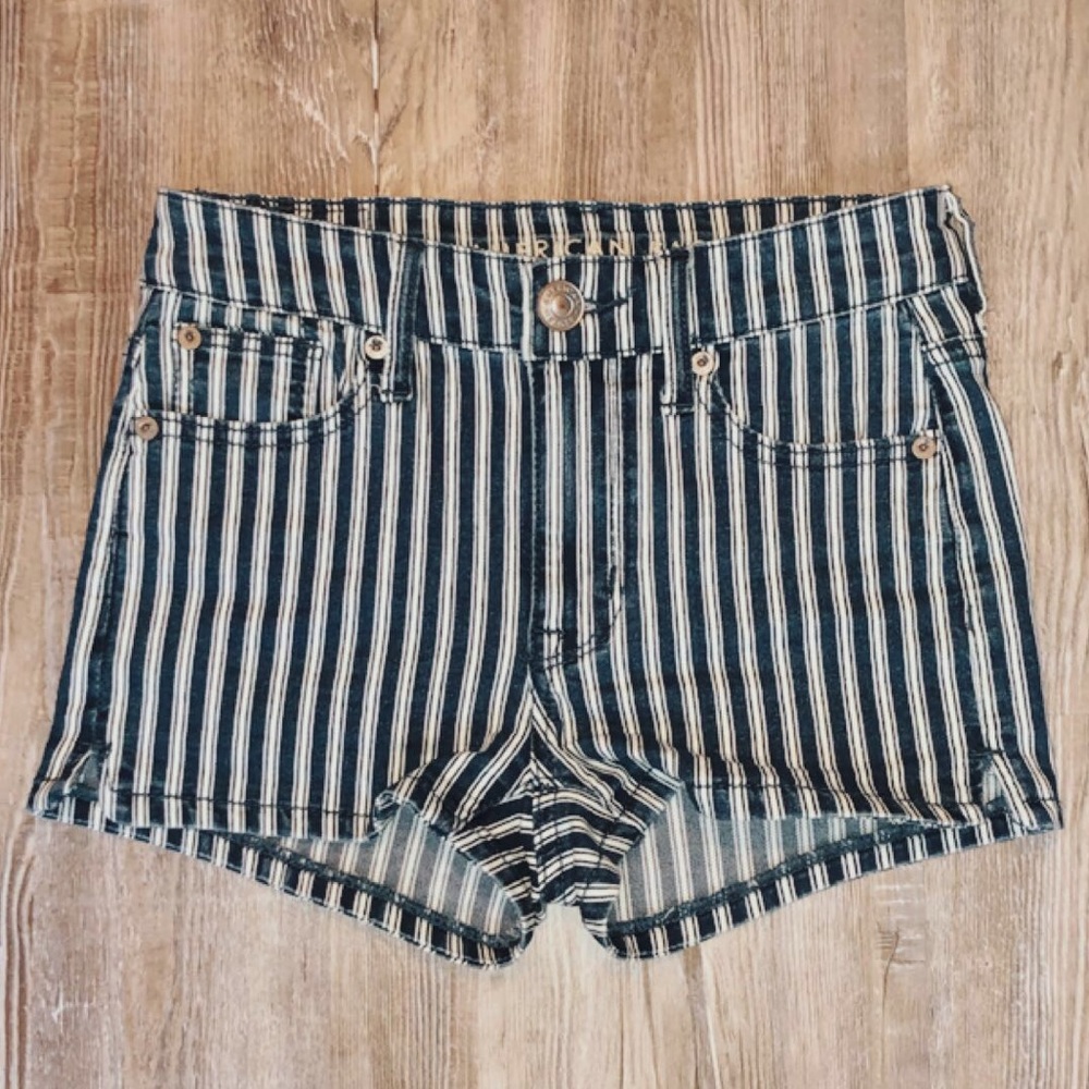 American Eagle shorts NEW